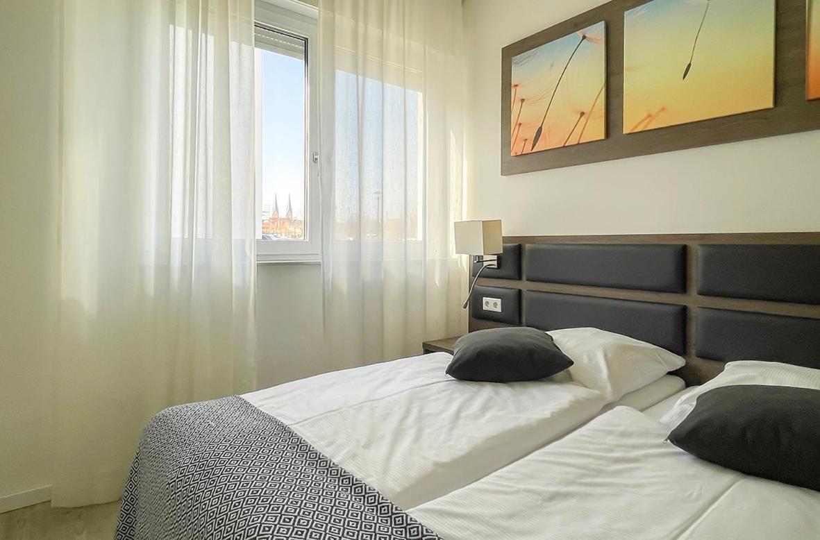 PRIMA Inn Ferienwohnungen Seetor Residenz Neuruppin Exterior foto