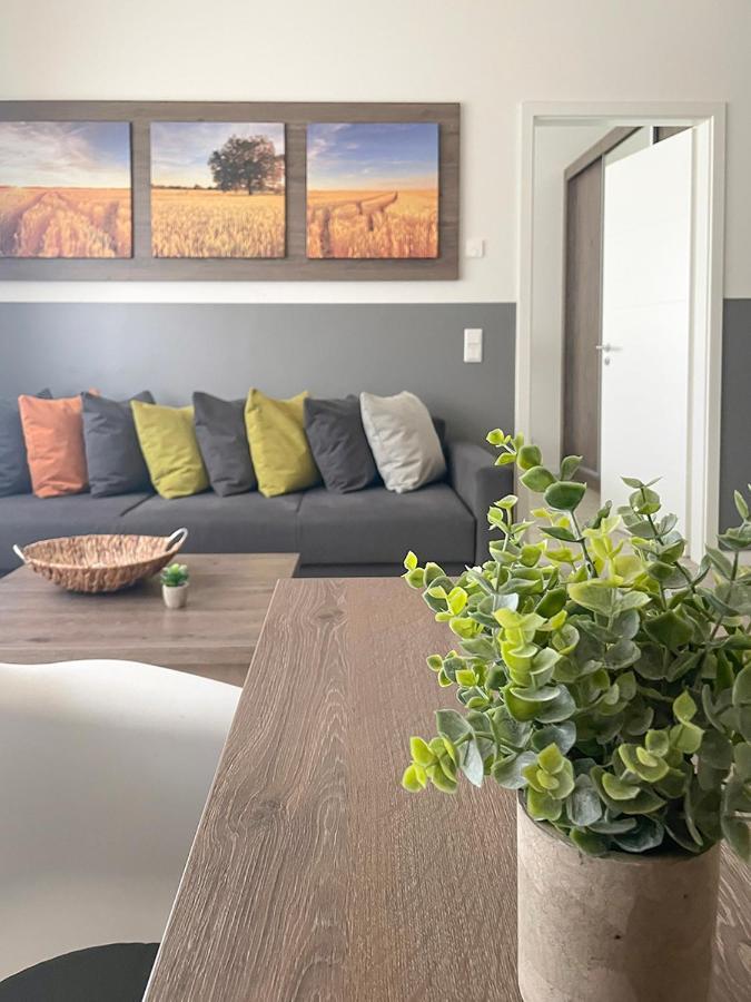 PRIMA Inn Ferienwohnungen Seetor Residenz Neuruppin Exterior foto