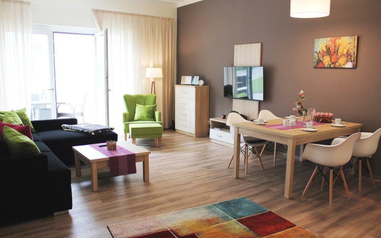 PRIMA Inn Ferienwohnungen Seetor Residenz Neuruppin Exterior foto